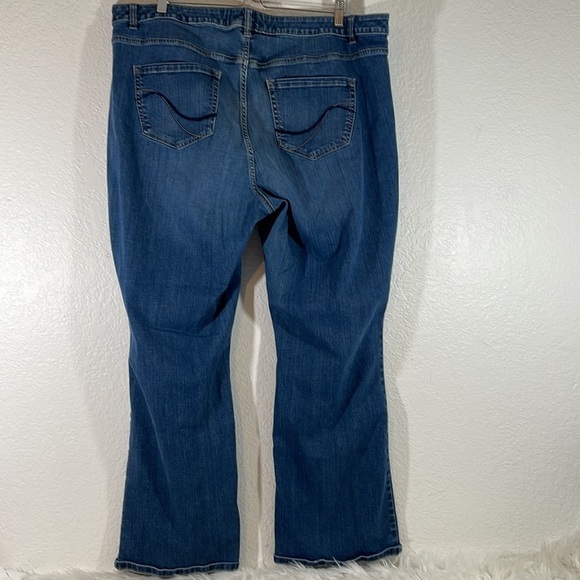 LANE BRYANT Bootcut Genius Fit Denim Jeans Size 24 Regular - Picture 6 of 8